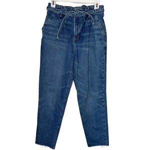 Hollister Women’s Ultra High Rise Belted Paper Bag Mom Jeans Sz 28